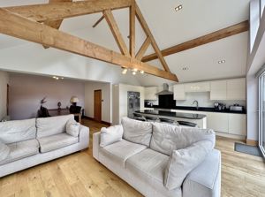 Photo 16- click for photo gallery